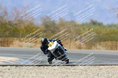 media/Apr-17-2022-CVMA (Sun) [[f474cfa795]]/Race 14 500 Supersport-350 Supersport (Holeshot)/